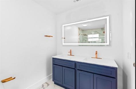 7060 NW 47th Place Lauderhill FL 33319