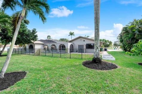 11190 NW 26th Drive Coral Springs FL 33065