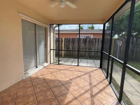 8510 Sunset Strip Sunrise FL 33322