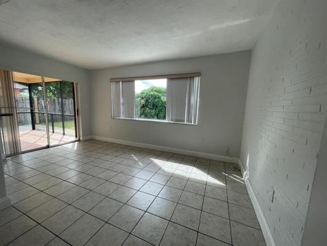 8510 Sunset Strip Sunrise FL 33322