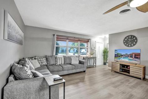 7671 NW 15th Court Pembroke Pines FL 33024