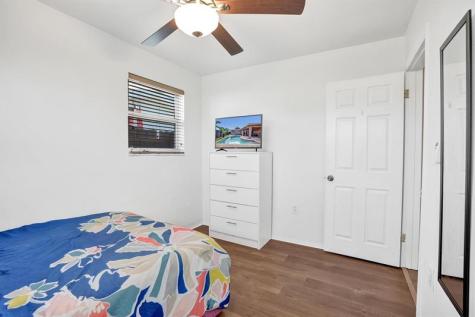 7671 NW 15th Court Pembroke Pines FL 33024