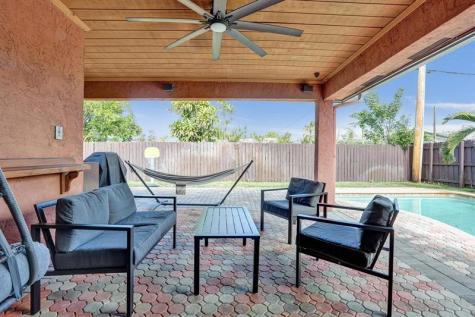 7671 NW 15th Court Pembroke Pines FL 33024