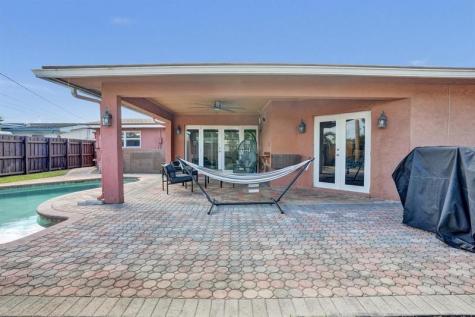 7671 NW 15th Court Pembroke Pines FL 33024
