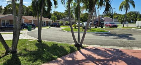 1751 SW 84th Terrace Miramar FL 33025