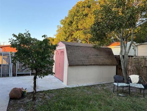 1751 SW 84th Terrace Miramar FL 33025