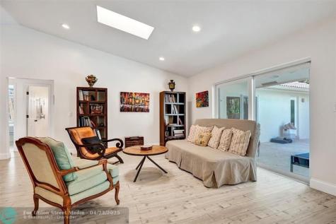 4306 NW 70th Lane Coral Springs FL 33065