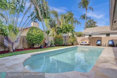 4306 NW 70th Lane Coral Springs FL 33065