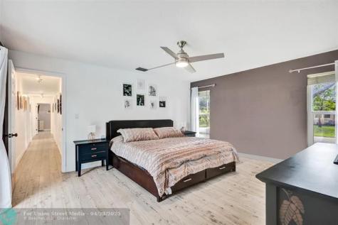 4306 NW 70th Lane Coral Springs FL 33065