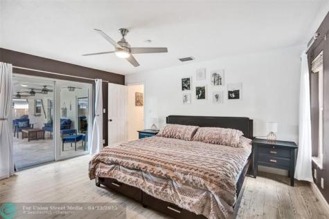 4306 NW 70th Lane Coral Springs FL 33065