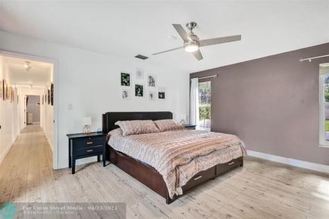 4306 NW 70th Lane Coral Springs FL 33065