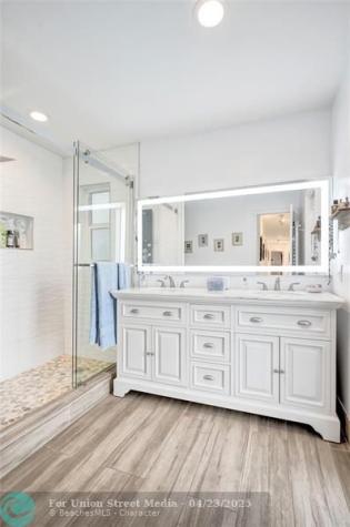 4306 NW 70th Lane Coral Springs FL 33065