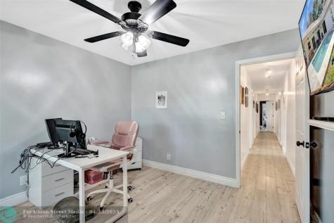 4306 NW 70th Lane Coral Springs FL 33065