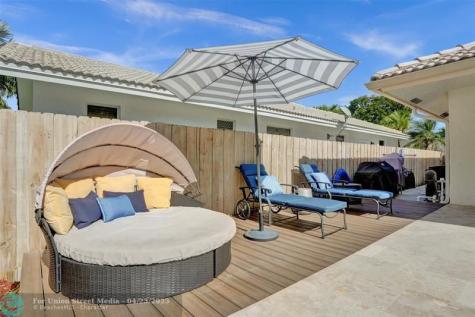 4306 NW 70th Lane Coral Springs FL 33065