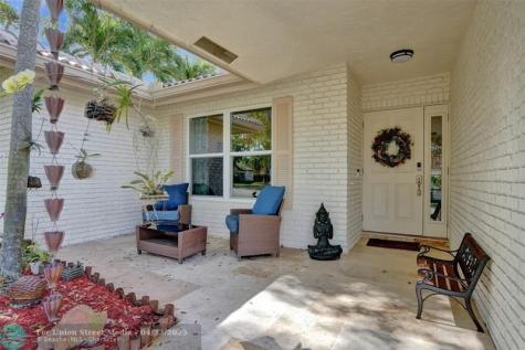 4306 NW 70th Lane Coral Springs FL 33065