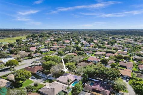 4306 NW 70th Lane Coral Springs FL 33065