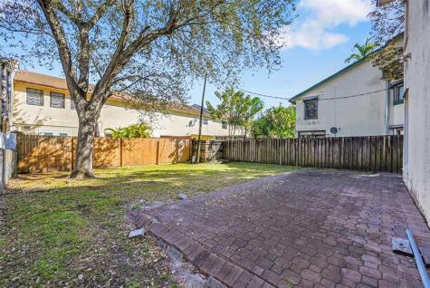 3585 Simms Street Hollywood FL 33021