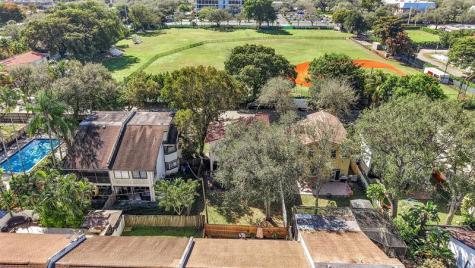 3585 Simms Street Hollywood FL 33021