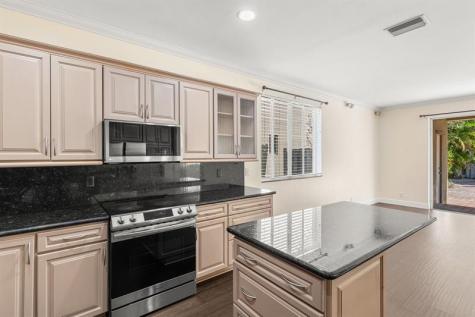 1325 Camellia Circle Weston FL 33326