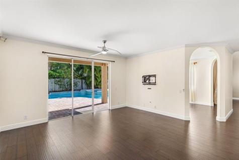 1325 Camellia Circle Weston FL 33326