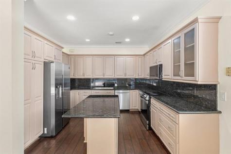 1325 Camellia Circle Weston FL 33326