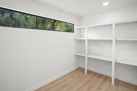 48 SE 7th Street Hollywood FL 33004