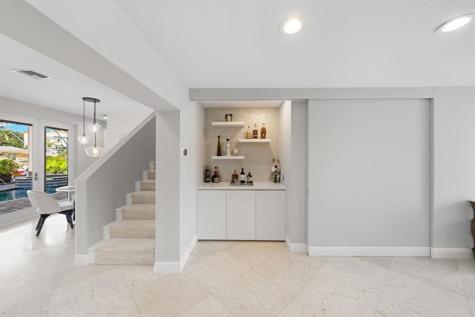 2341 NE 48 Court Lighthouse Point FL 33064