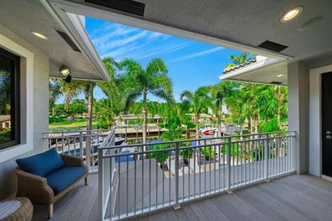 2341 NE 48 Court Lighthouse Point FL 33064