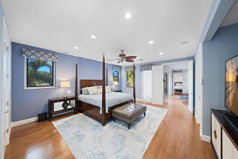 2341 NE 48 Court Lighthouse Point FL 33064