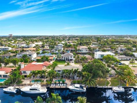 2341 NE 48 Court Lighthouse Point FL 33064