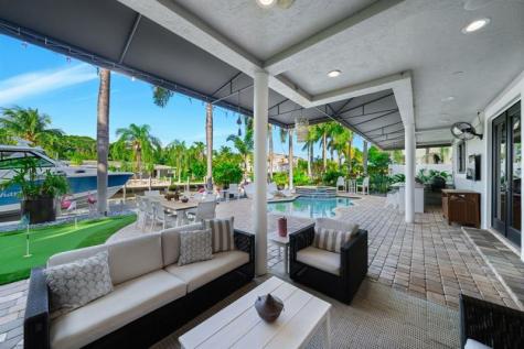 2341 NE 48 Court Lighthouse Point FL 33064