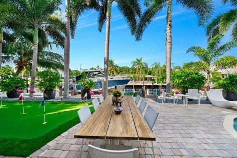 2341 NE 48 Court Lighthouse Point FL 33064