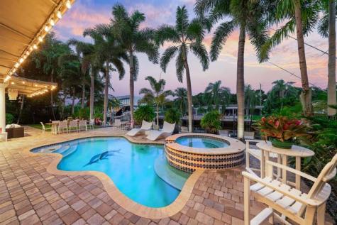 2341 NE 48 Court Lighthouse Point FL 33064