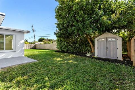 1004 SE 14th Street Deerfield Beach FL 33441