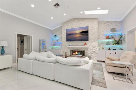8140 NW 51st Place Coral Springs FL 33067