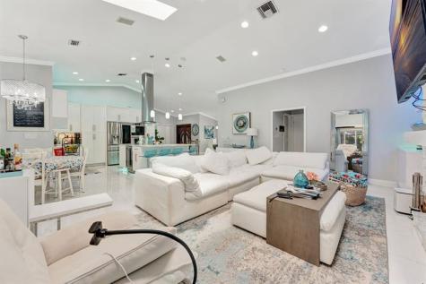 8140 NW 51st Place Coral Springs FL 33067
