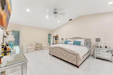 8140 NW 51st Place Coral Springs FL 33067