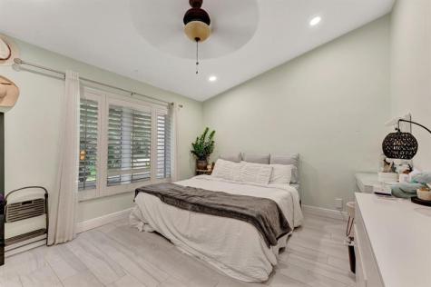 8140 NW 51st Place Coral Springs FL 33067
