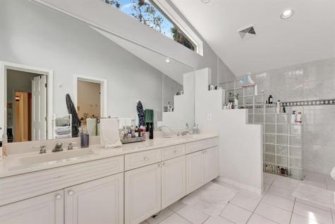 8140 NW 51st Place Coral Springs FL 33067