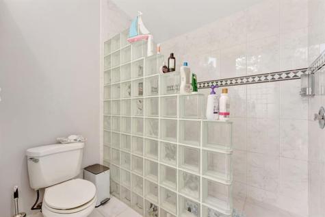 8140 NW 51st Place Coral Springs FL 33067