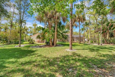 8140 NW 51st Place Coral Springs FL 33067