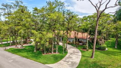 8140 NW 51st Place Coral Springs FL 33067