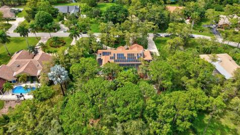 8140 NW 51st Place Coral Springs FL 33067