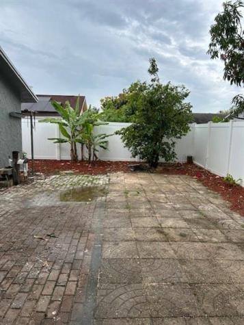 401 SW 73rd Avenue North Lauderdale FL 33068