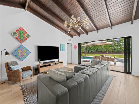 1610 Middle River Drive Fort Lauderdale FL 33305