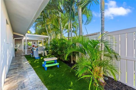 2615 NE 26th Street Fort Lauderdale FL 33305