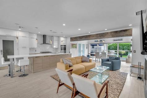 2212 NE 32nd Avenue Fort Lauderdale FL 33305