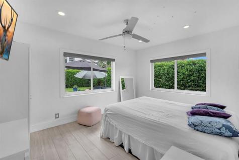 2212 NE 32nd Avenue Fort Lauderdale FL 33305