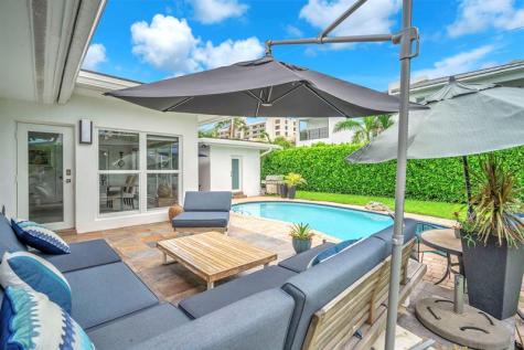 2212 NE 32nd Avenue Fort Lauderdale FL 33305