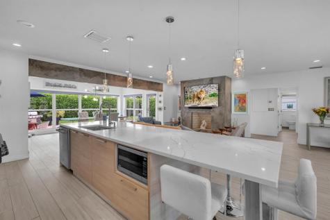2212 NE 32nd Avenue Fort Lauderdale FL 33305